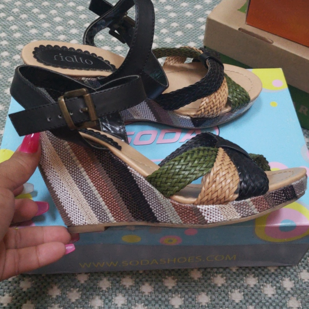 Wedges/platforms